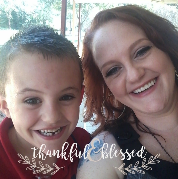 Meet your Posher, Amber - Picture 1 of 1